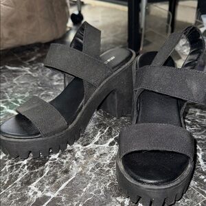 Madden Girl Black Platform Sandals